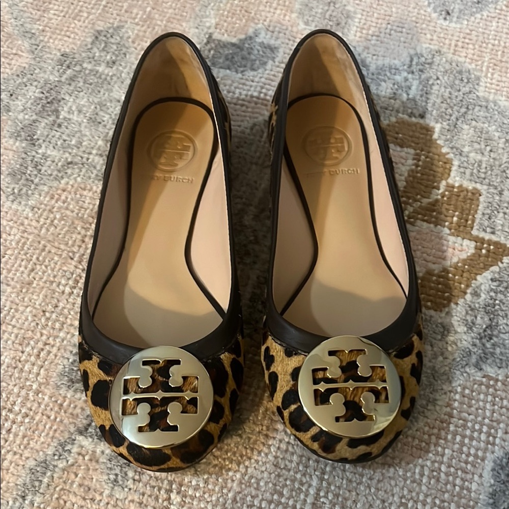 Tory Burch Brown and Black Flats with Double-T Logo